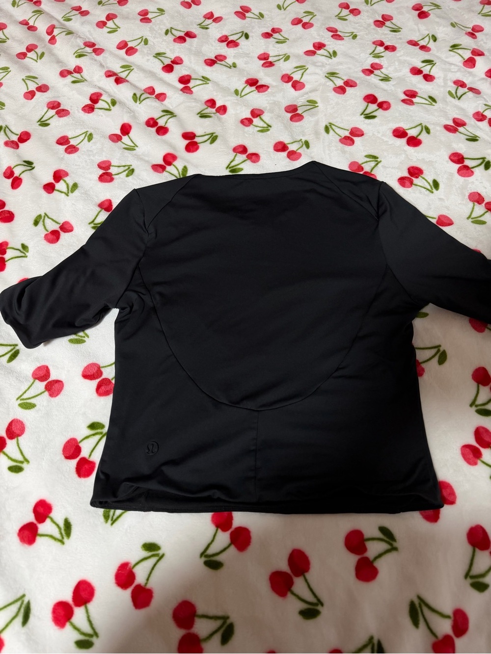 Lululemon Tight Fit Lined T Shirt